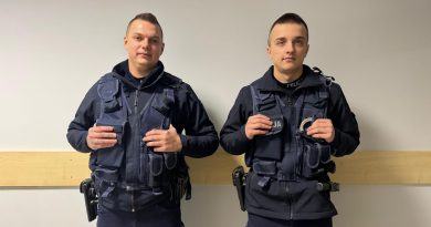 SZCZYTNO. Policjanci uratowali mieszkańców przed pożarem